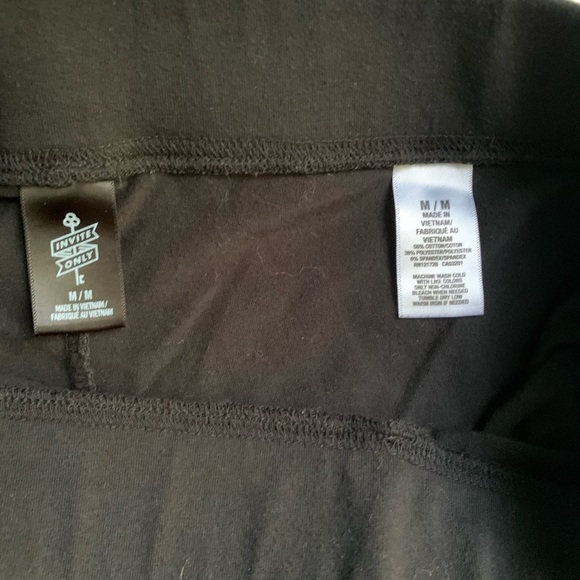 Black leggings - Picture 2 of 2